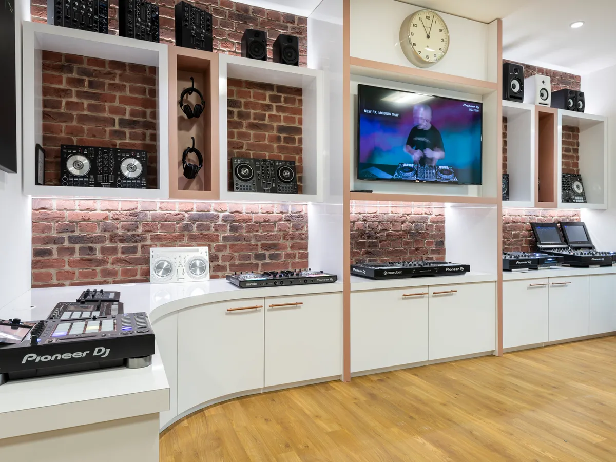 Pioneer DJ Area Marek Sikora Photography Small 1